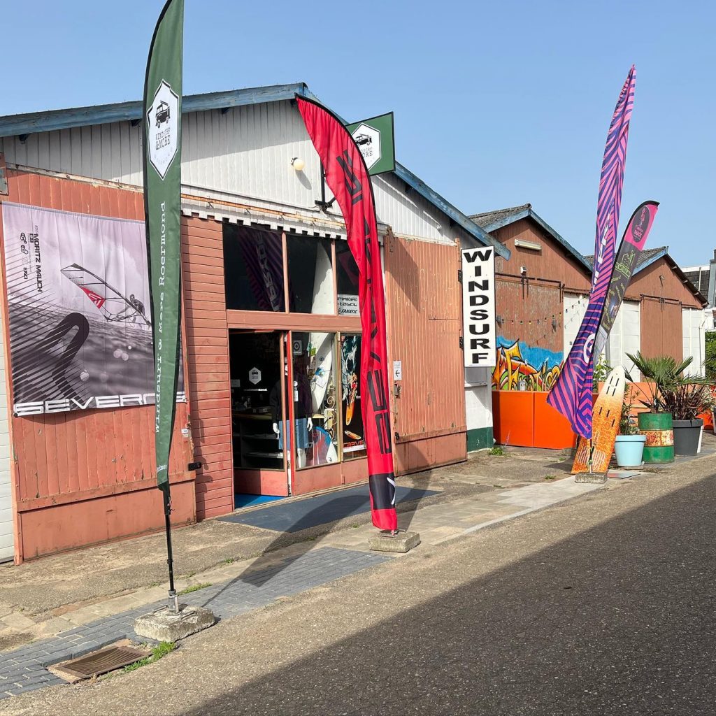 Windsurf & More voorkant winkel